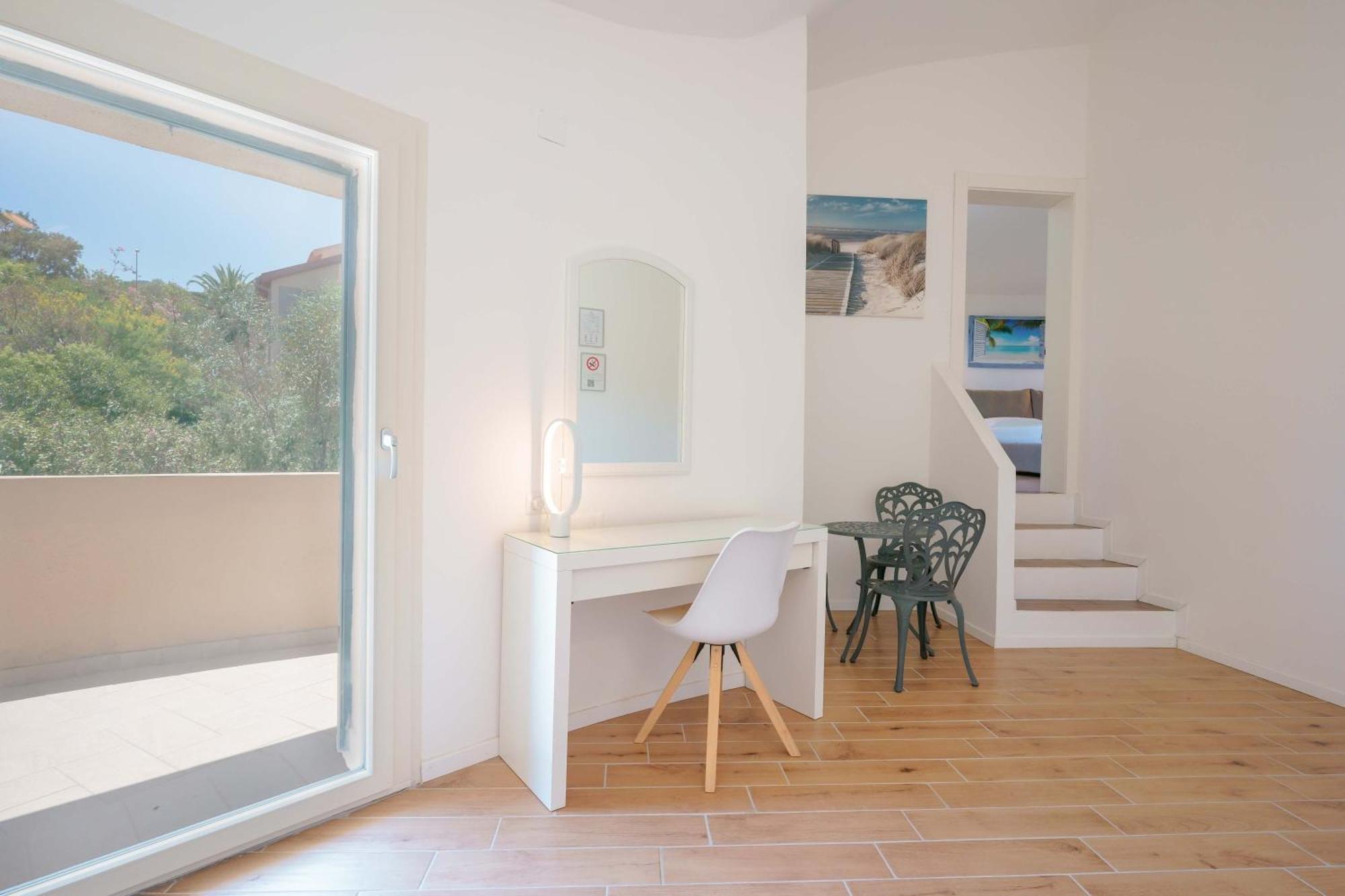 B&B Villa Zola Capoterra Exteriör bild